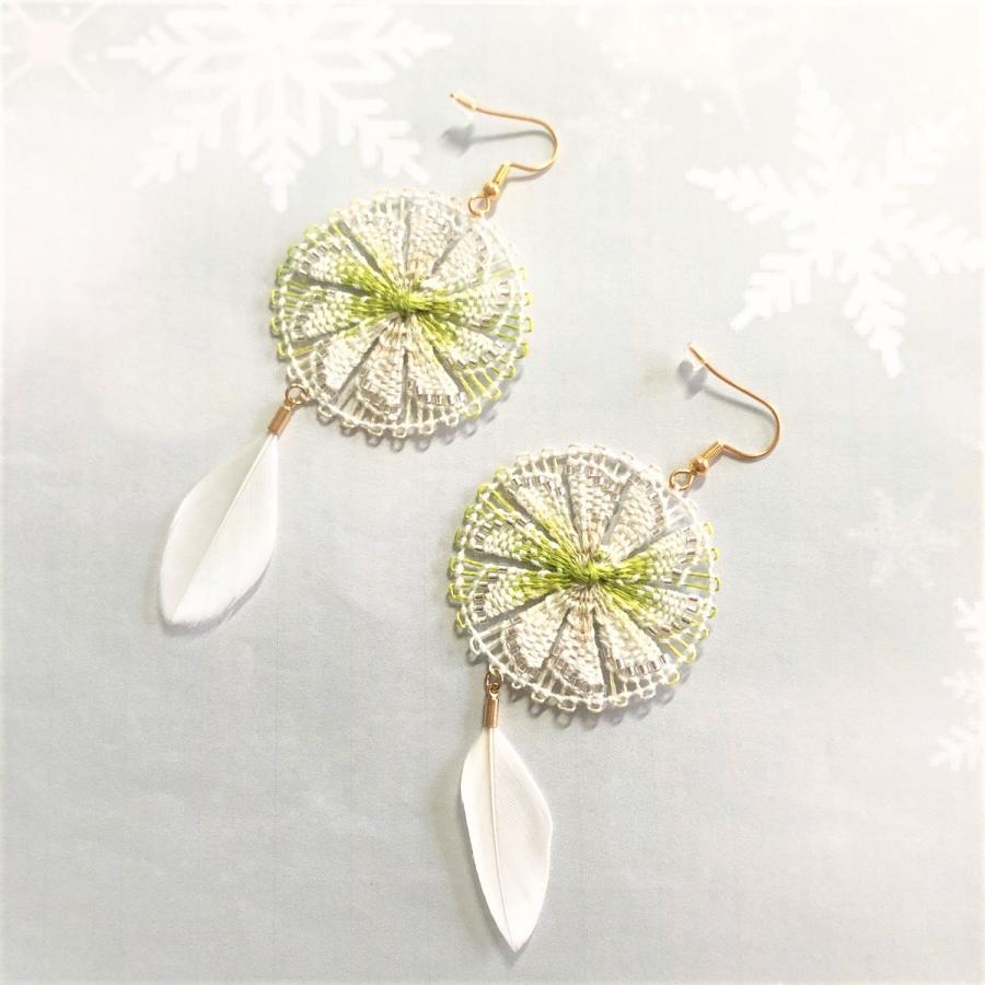 ニャンドゥティピアス 羽ピアス エスニック 伝統工芸 手編みピアス 