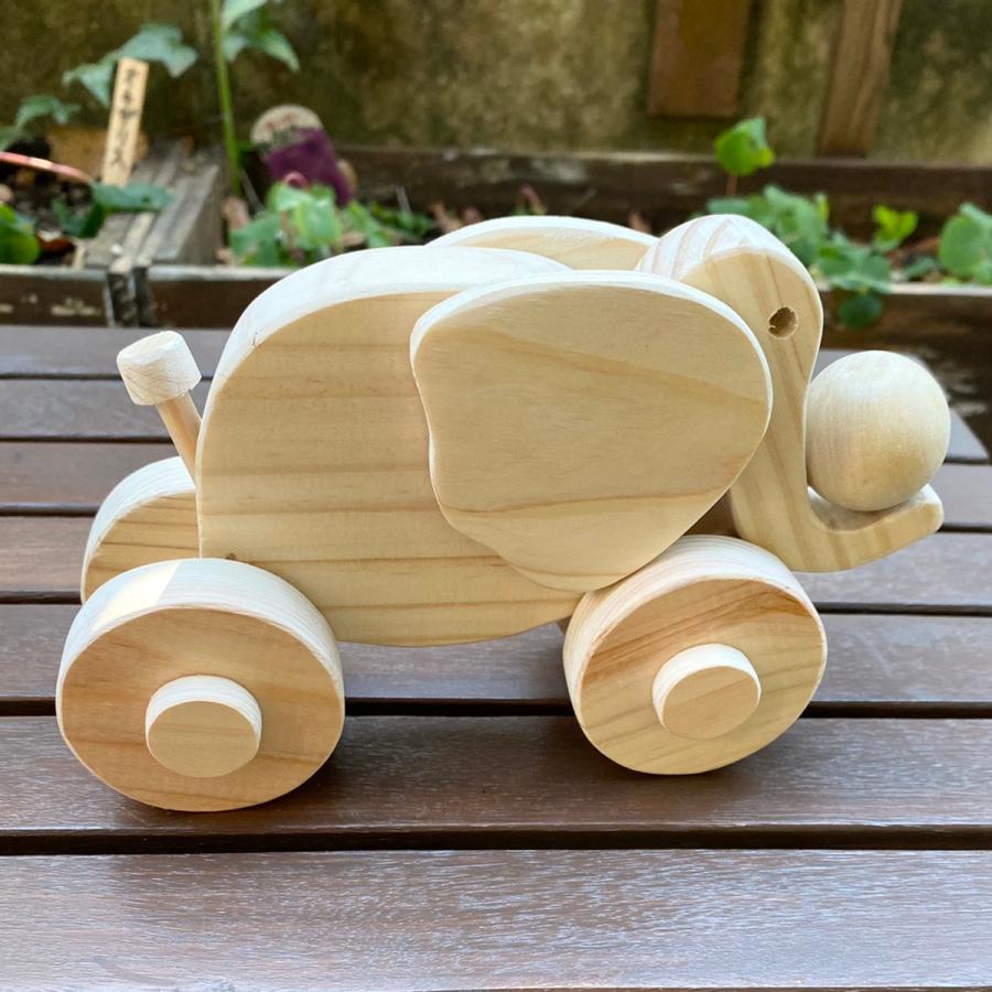 ぞうの動くおもちゃ 木のおもちゃ ぞうさん コロコロ ハンドメイド Nr9hjz 手作り雑貨のお店ナオリラ 通販 Yahoo ショッピング