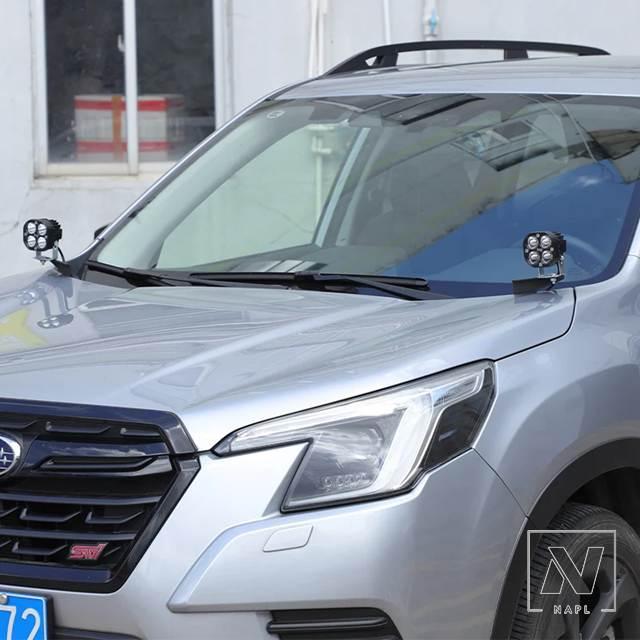並行輸入品 2個 車用フードLED作業灯マウントブラケットホルダー A