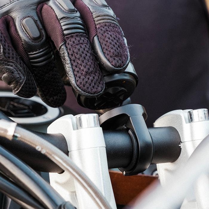 美品★Beeline Moto Ⅱ ガンメタ バーマウント付 BEELINE ビーライン Moto II バーマウント Φ22-32mm用 MNT3.0_BAR