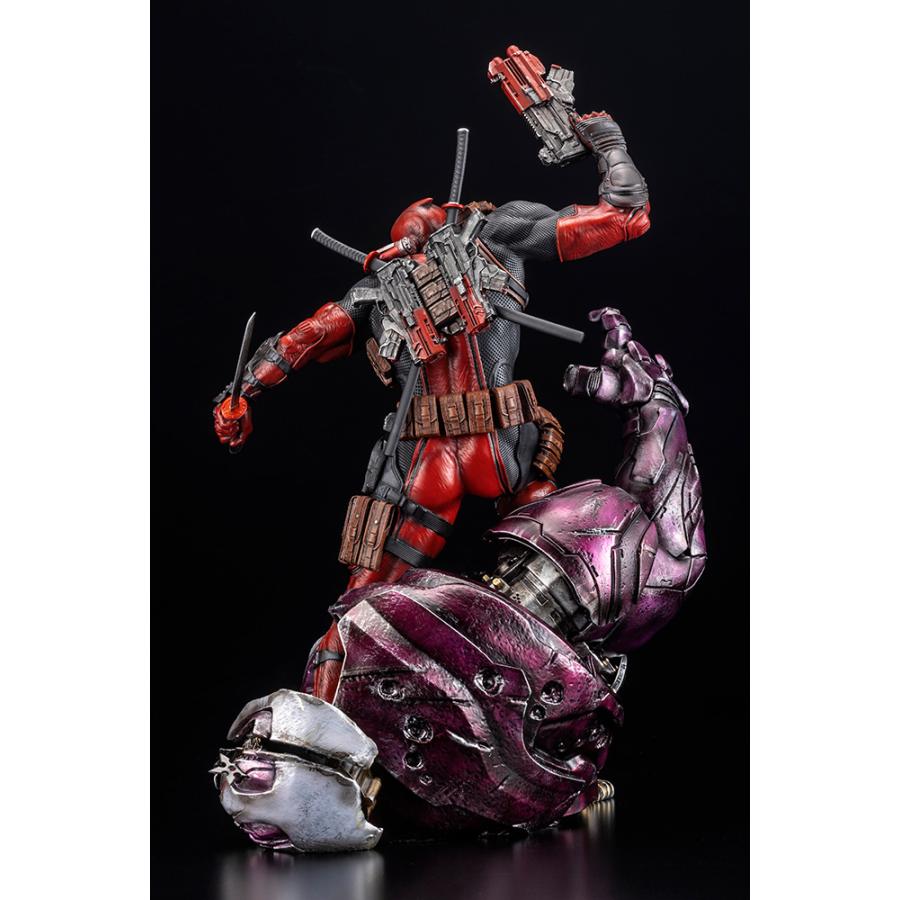 デッドプール FINE ART STATUE シグネチャーシリーズ Feat. Kucharek