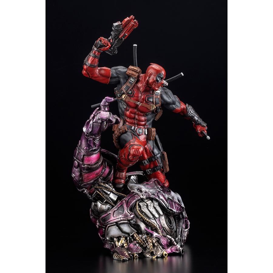 デッドプール FINE ART STATUE シグネチャーシリーズ Feat. Kucharek