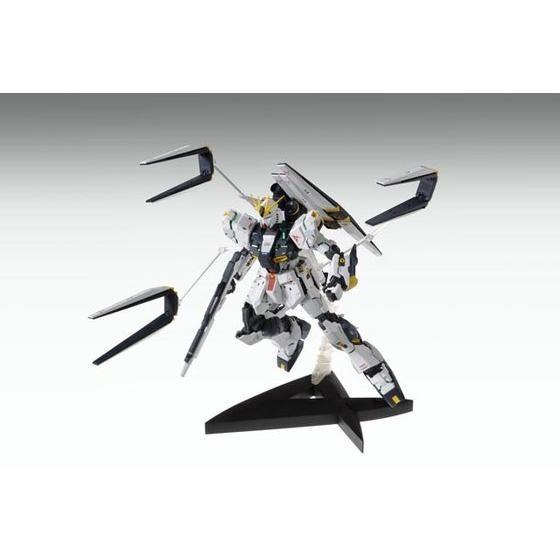 ガンダム MG νガンダム Ver.Ka 1/100スケール 機動戦士ガンダム 逆襲の