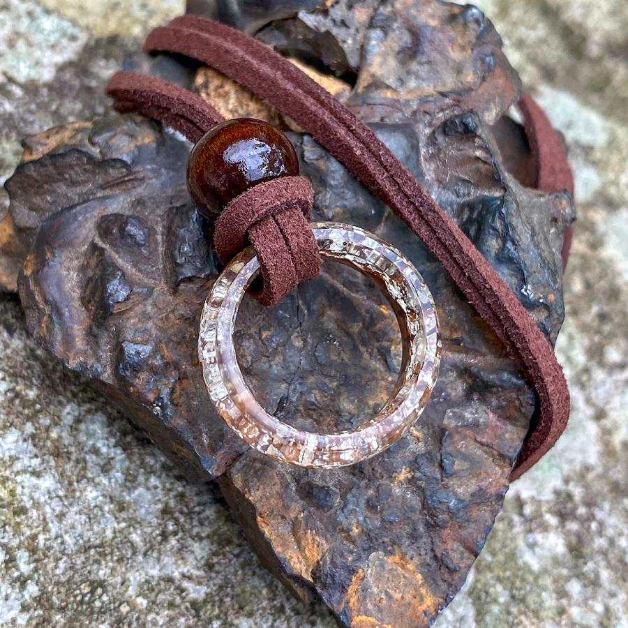 春日大社境内の杉ウッドレジンリング |  | 08