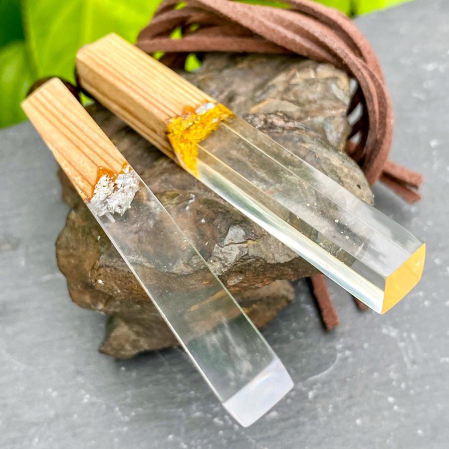 春日大社境内の杉ウッドレジンペンダント |  | 01