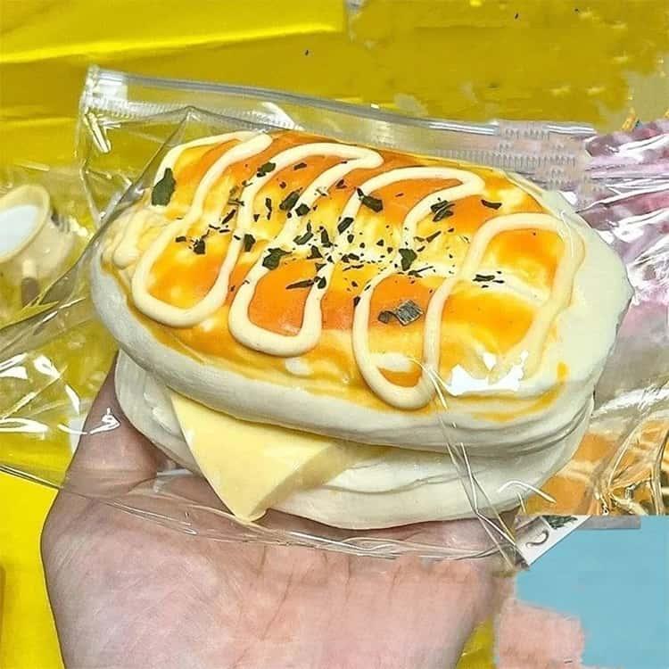 大福 大サイズ Y2K メロジョイ 肉球 ネコ スクイーズケーキおもちゃ