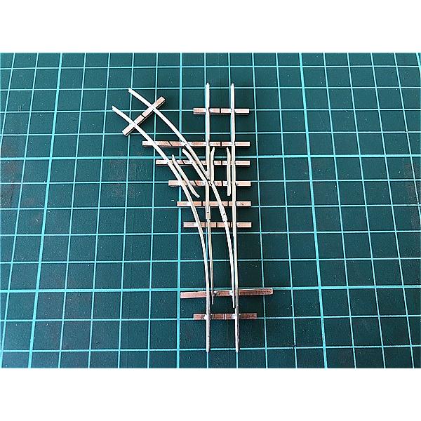 ME仕様】 HOナロー(9mm) オリジナルポイントレール(左) R85mm コード55 
