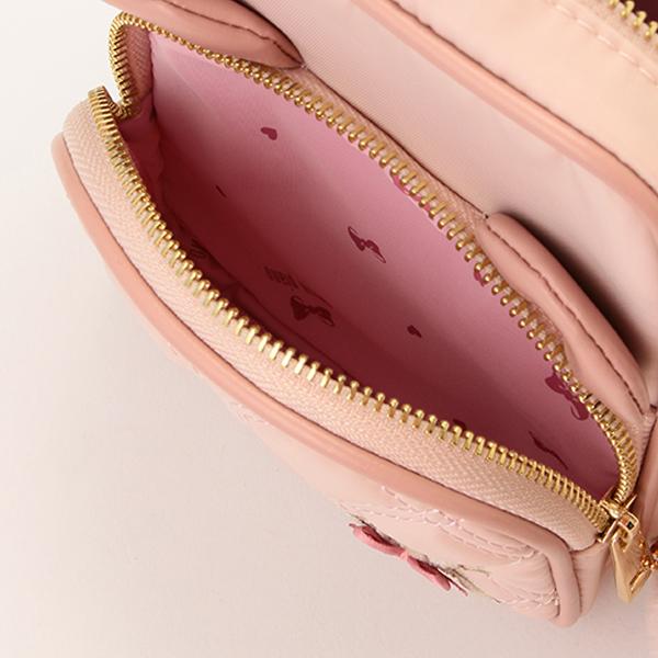 新品メゾピアノ(mezzo piano)クマワッペン　ナイロンショルダーバッグ mezzo piano メゾピアノ(mezzo piano)☆クマワッペン ナイロン