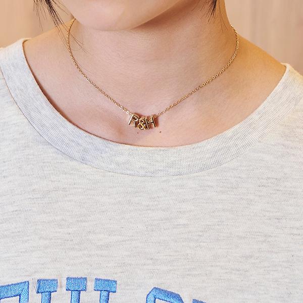 カスタムオーダー　ネックレス LOVETOXIC ラブトキシック(Lovetoxic)カスタムイニシャル