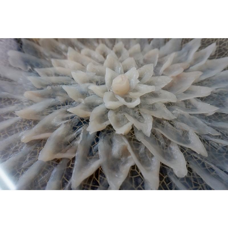 送料無料 とらふぐ刺身セット(30cmプラ皿 )3〜4人前 冷蔵商品 チルド ふぐ フグ  ギフト |  | 01