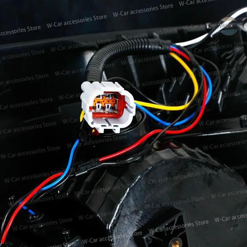 並行輸入品 日産 リア ブレーキ 日産 日産 ナバラNP300 2021-23年式 テールライト LEDウィンカーライト_5