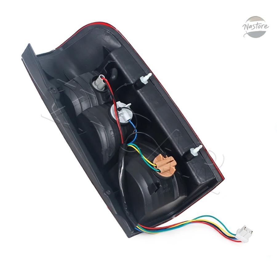 並行輸入品 日産 リア ブレーキ バンパーテールライト リアストップウォーミングランプ リアウィンカーフォグランプ 日産 XTERRAの画像