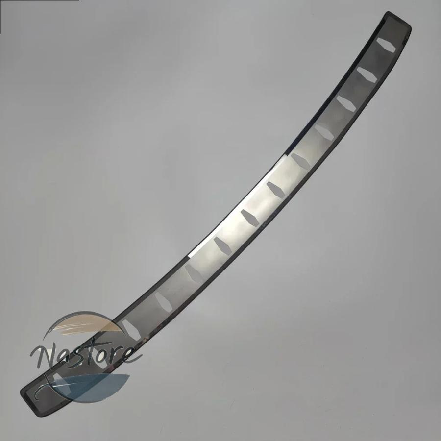 並行輸入品 リア ステンレス製バンパープロテクター トランクプロテクター トレッドプレートトリム ボルボxc60 2018 2019 2020-2021の画像