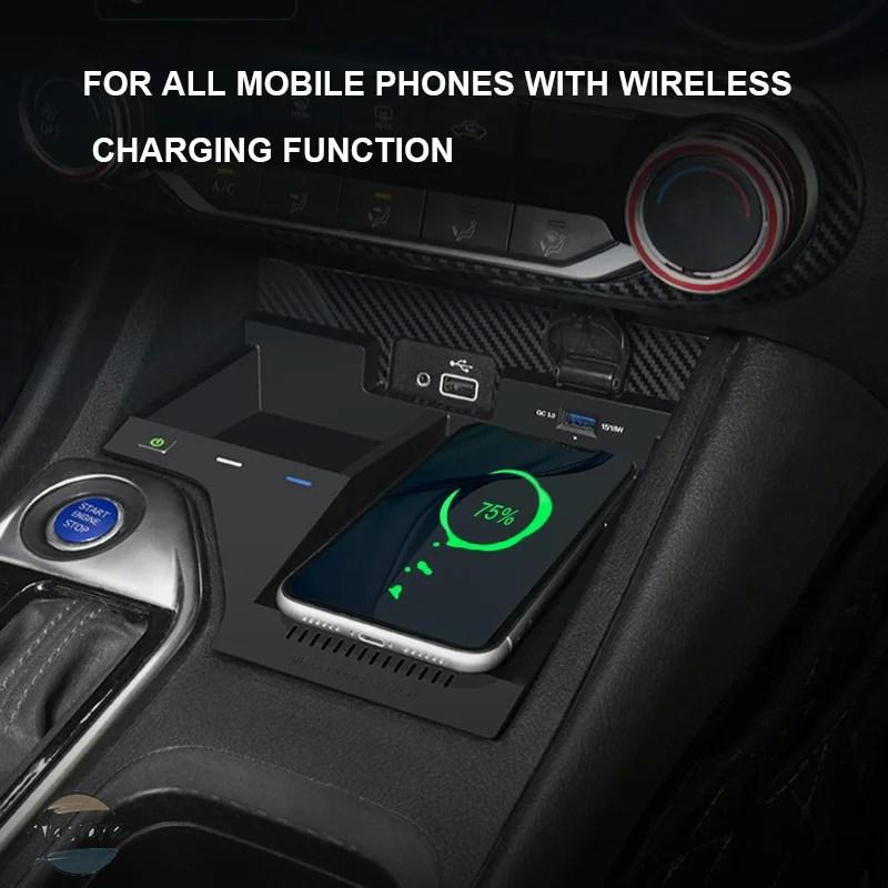 並行輸入品 ワイヤレスカーチャージャー 日産 高速充電プレート インテリアカスタムアクセサリー 10W SYLPHY SENTRA 2021 2020の画像