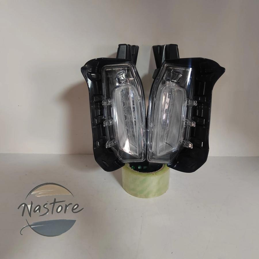 並行輸入品 トヨタ toyota フォグランプ プリウス 40アルファ2015 81430 47070 81440 47040 1セット カスタムパーツ 部品 アクセサリーの画像