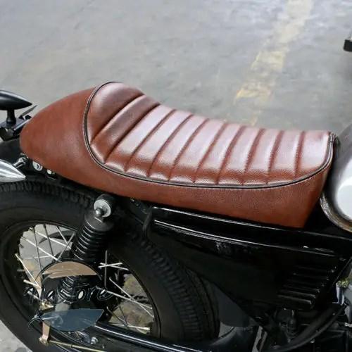 gs400 新品未使用　シート　ブラウン 並行輸入品 gs400 スズキ suzuki ブラウンハンプカフェレーサー