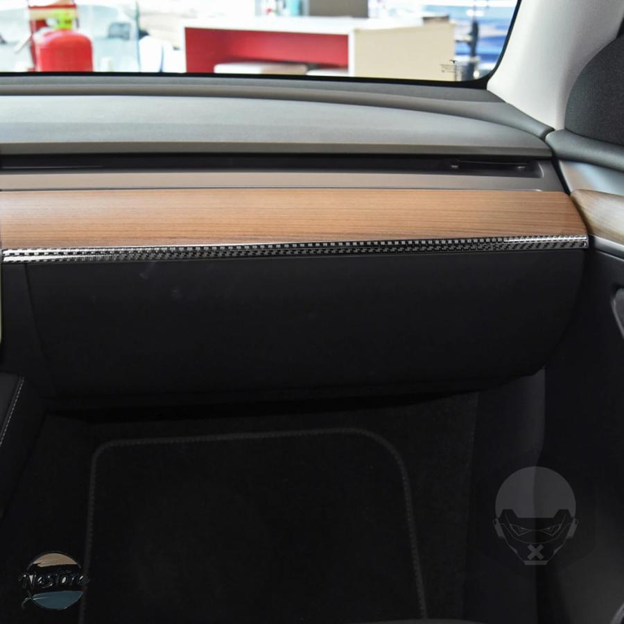 並行輸入品 TESLA MODEL Y 2020+ MODEL 3 2017-22 カーボン 副パイロットダッシュボードパネル装飾ストリップ 内アクセサリーの画像