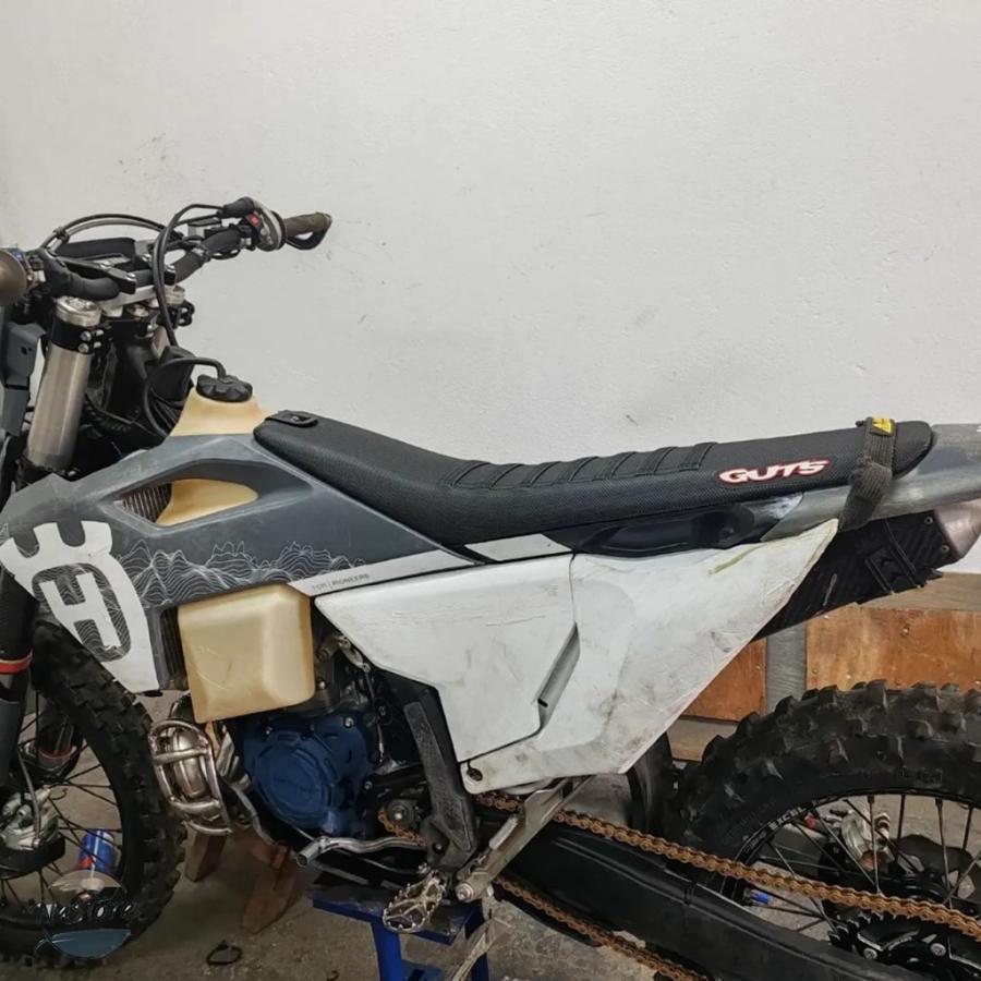 並行輸入品 ハスクバーナ バイク カスタムパーツ アクセサリー 