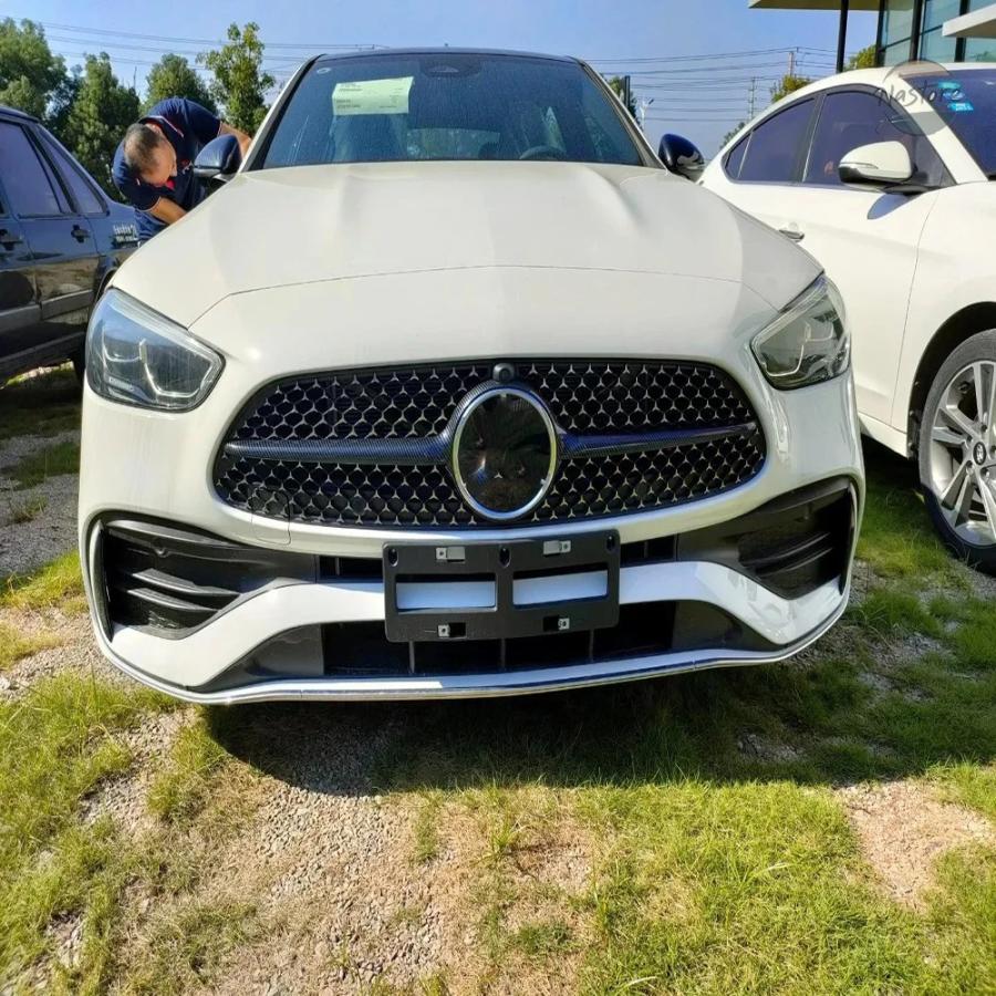 並行輸入品 フェイスリフトレーシンググリルカバー フロントバンパー ペダルダイヤモンドクロームグリル MERCEDES-BENZ CクラスW206 C200L C260L 2022_5