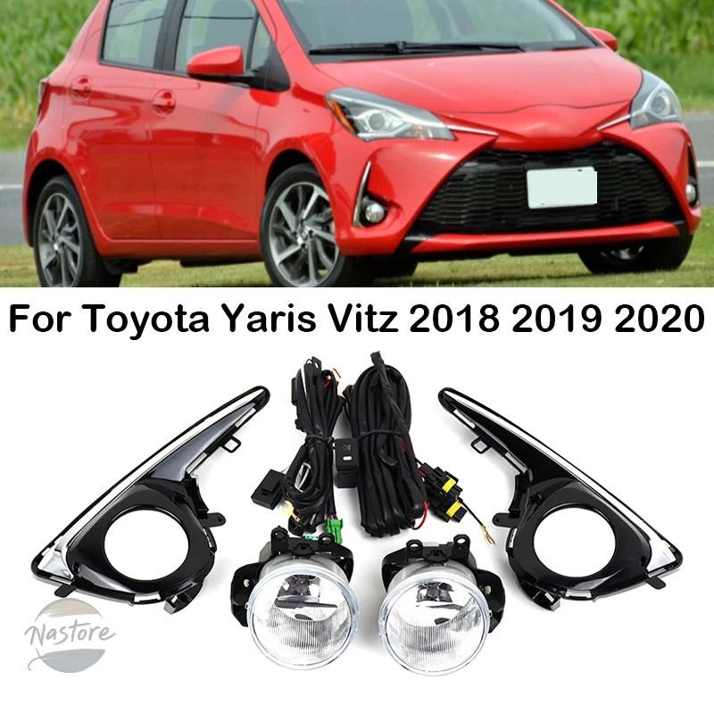 並行輸入品 トヨタ ヤリス ヴィッツ 2018 2019 2020 用 フロントバンパー フォグランプ DRL デイタイムランニングライト フォグライトフレームカバー_1