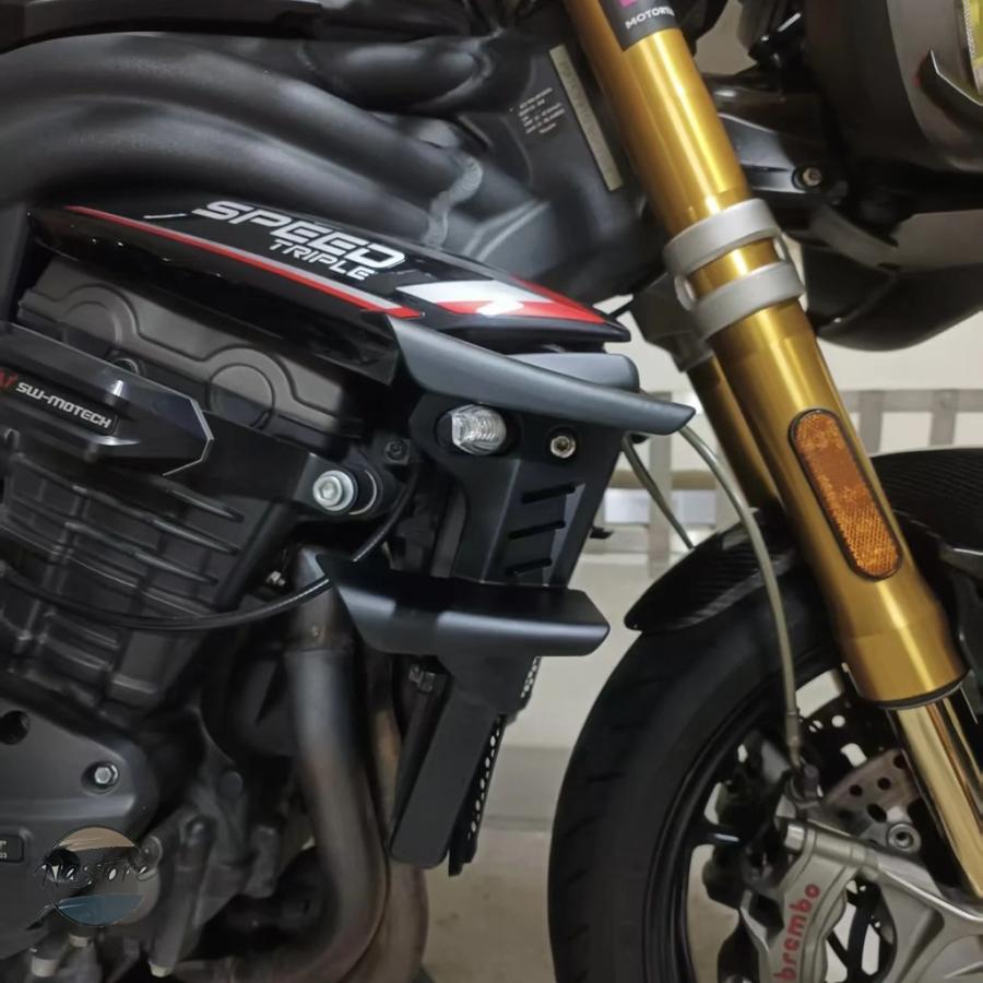 並行輸入品 バイク スポイラー サイドスポイラー 固定 トライアンフ