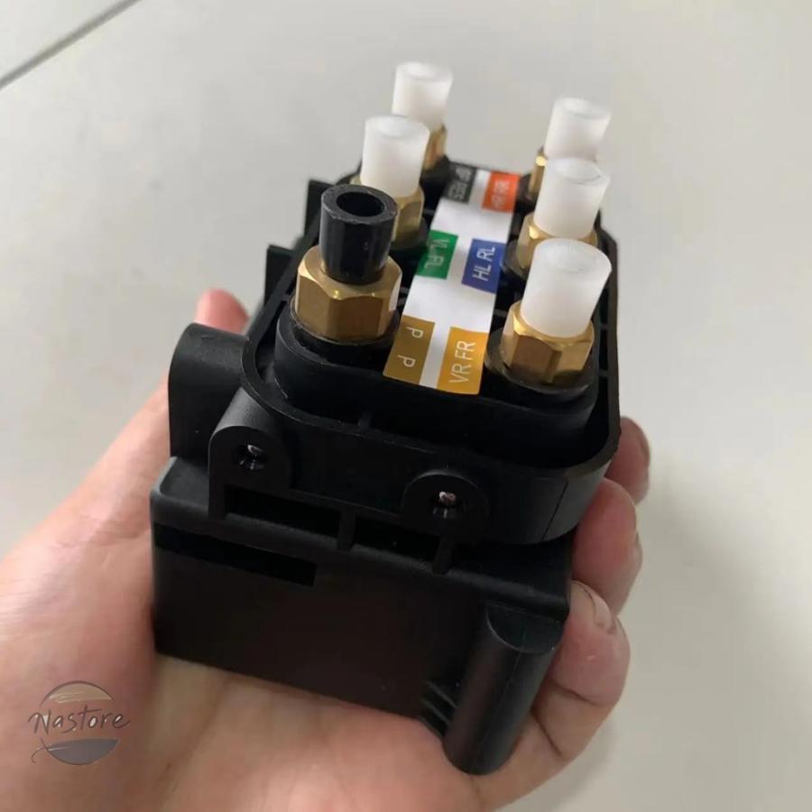並行輸入品 gl350 サスペンション メルセデス ベンツ 450 550 ml250 s400 a2123200358 エア バルブ カスタムパーツ 部品 アクセサリーの画像