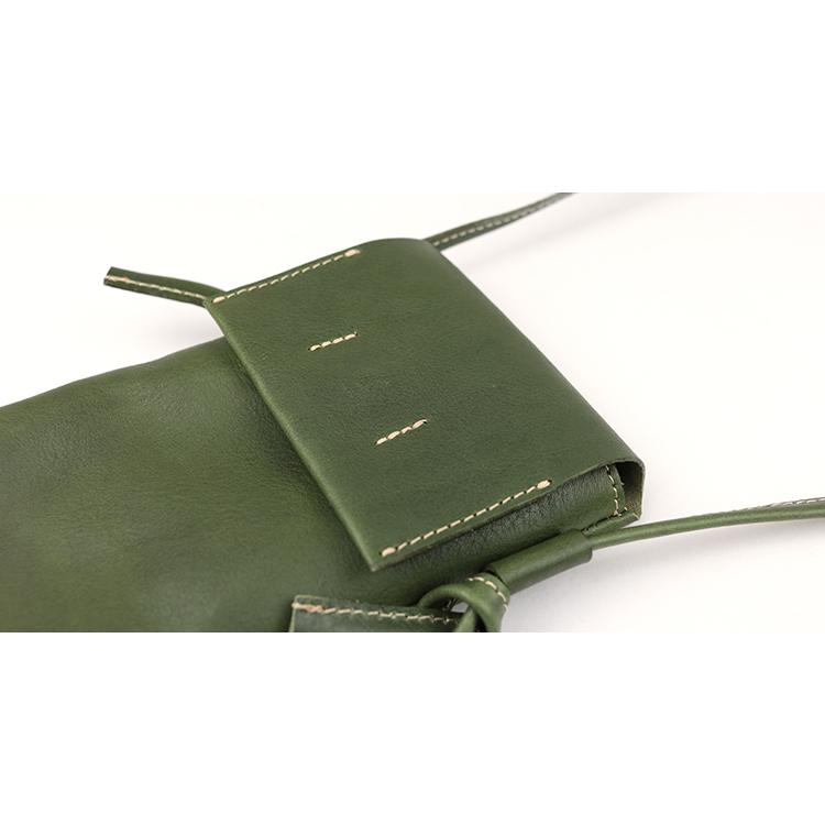 栃木レザー ポシェット メンズ レディース ショルダーバッグ 斜め掛け スマホショルダー 本革 日本製 牛革 ギフト プレゼント７色 |  | 14