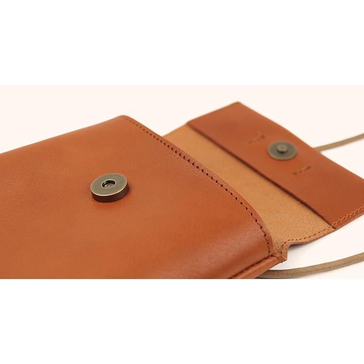 栃木レザー ポシェット メンズ レディース ショルダーバッグ 斜め掛け サコッシュ 鞄 小さめ 本革 日本製 牛革 ギフト プレゼント７色 |  | 16