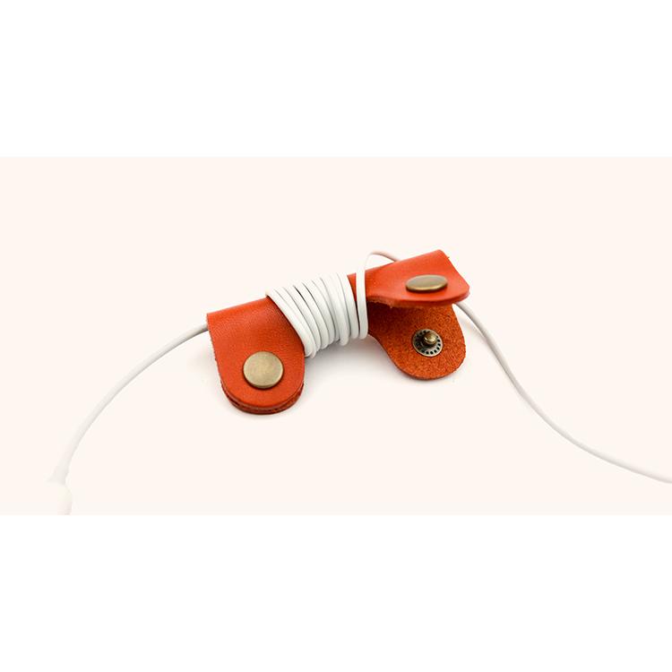 イヤホンコードホルダー 2個セット 本革 栃木レザー コードクリップ 収納 便利 革小物 メンズ レディース ユニセックス 日本製 ギフト プレゼント GIFT |  | 19