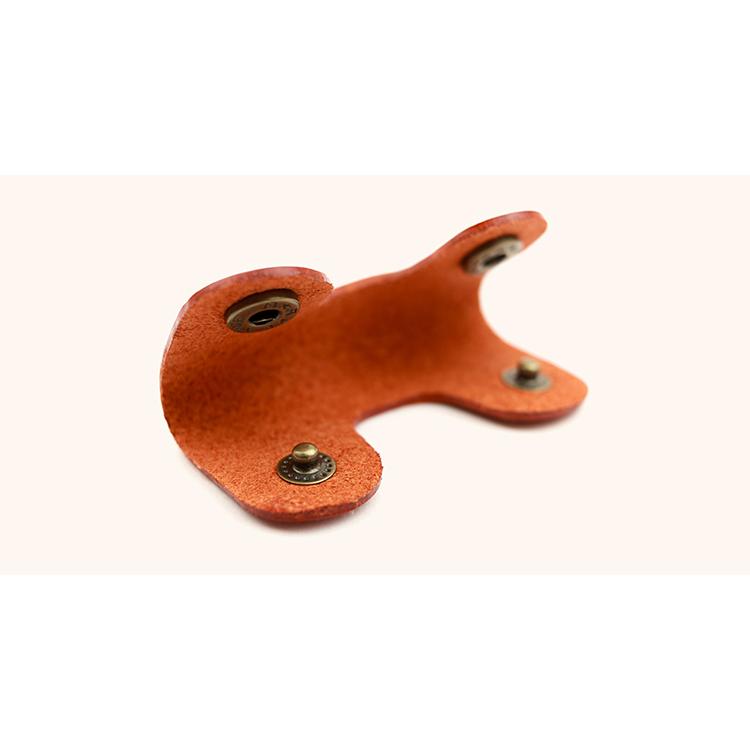 イヤホンコードホルダー 2個セット 本革 栃木レザー コードクリップ 収納 便利 革小物 メンズ レディース ユニセックス 日本製 ギフト プレゼント GIFT |  | 15