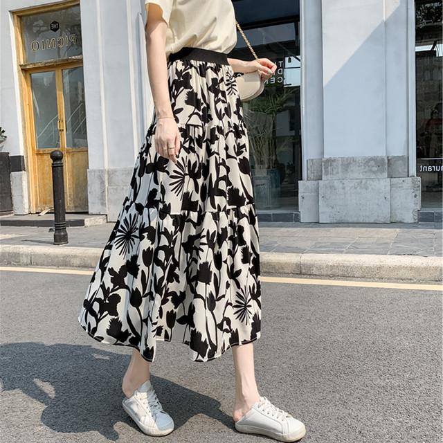スカート レディース ファッション 代 30代 40代 50代 女性 春 夏服 秋 プリント柄ティアード フレアスカート シフォン 春夏秋 モノトーン 10代 格安販売中