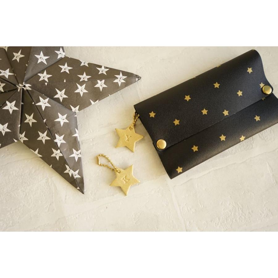 星 チャーム 本革 イニシャル刻印 |  | 01