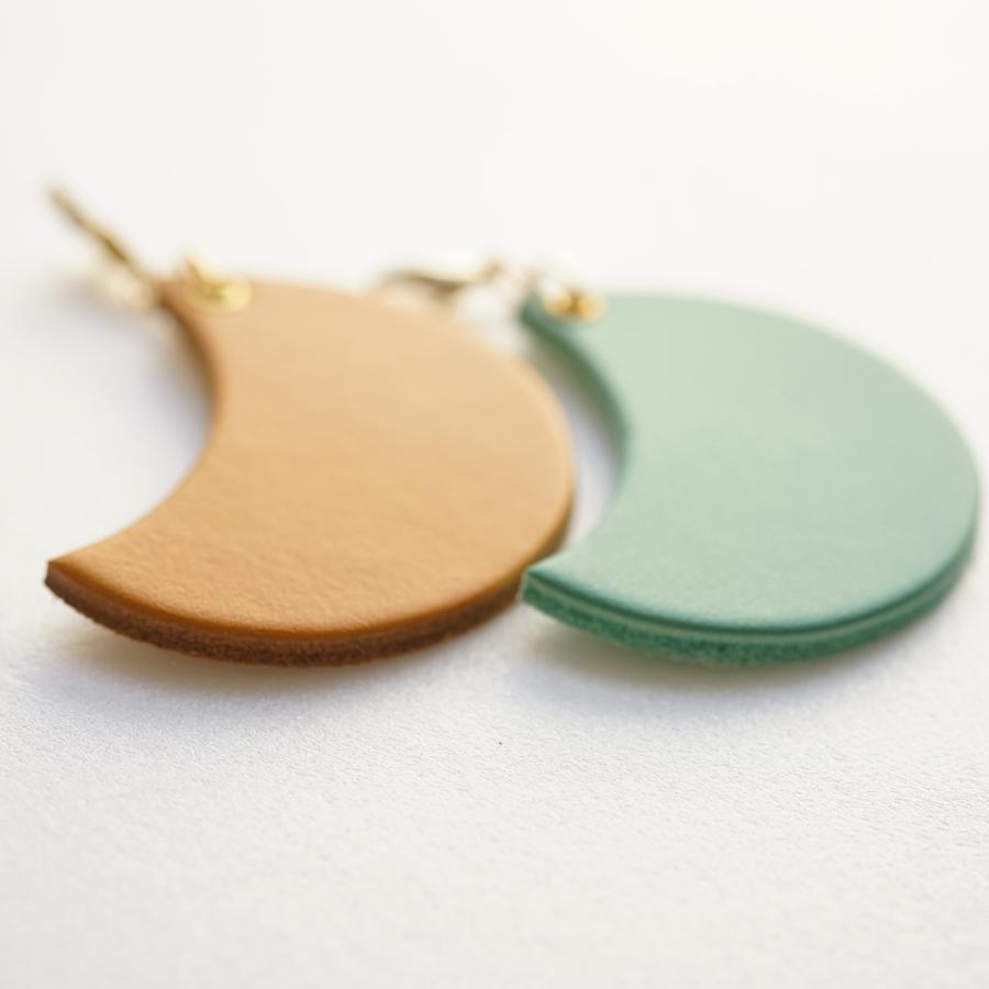 バッグチャーム 革 月 かわいい ネームタグ 名入れ お名前刻印 hoshinootoブランド |  | 10