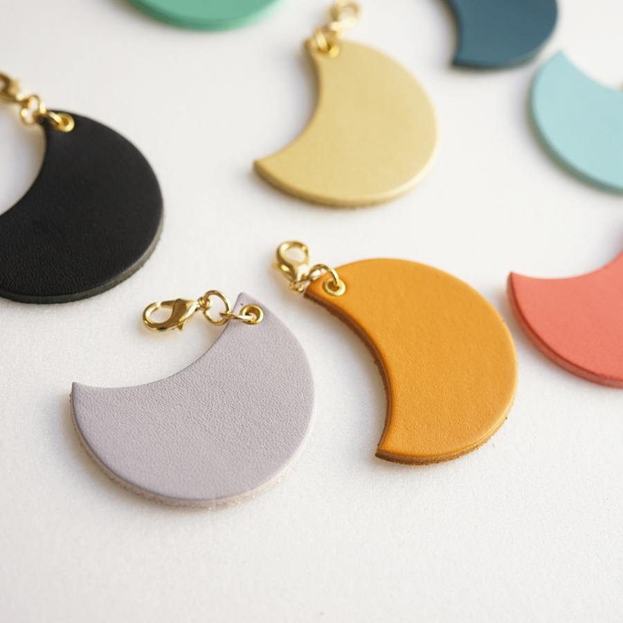 バッグチャーム 革 月 かわいい ネームタグ 名入れ お名前刻印 hoshinootoブランド |  | 01