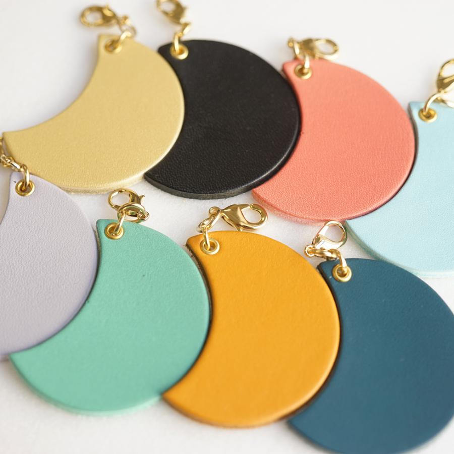 バッグチャーム 革 月 かわいい ネームタグ 名入れ お名前刻印 hoshinootoブランド |  | 08