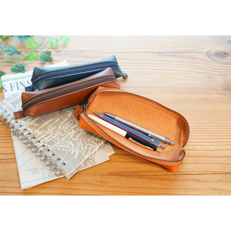 トレー型ファスナーペンケース |  | 08