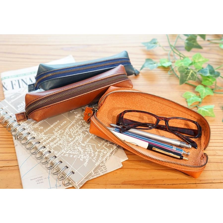 トレー型ファスナーペンケース |  | 01