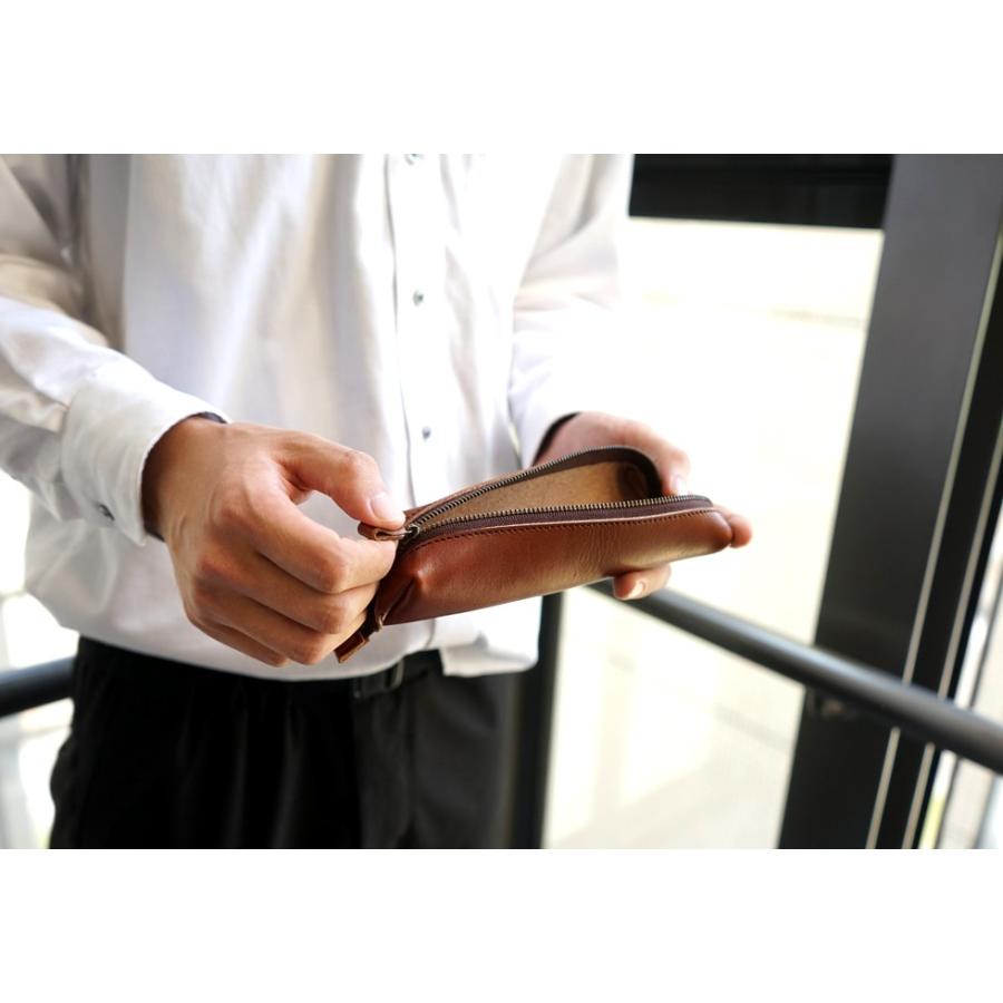 トレー型ファスナーペンケース |  | 05