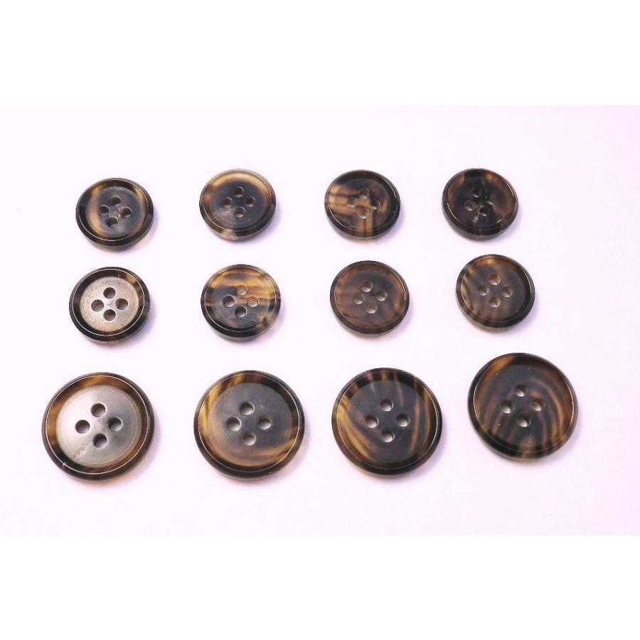 本水牛ボタン スーツ1着分 貴重な茶色 No.580-MB 水牛ボタン