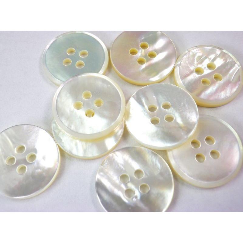 白蝶貝 貝ボタン 15mm Sh 23 素材から吟味した最高品質の白蝶貝 スーツの袖に 2 Sh23 111 0m 天然釦本舗 Natural Buttons 通販 Yahoo ショッピング