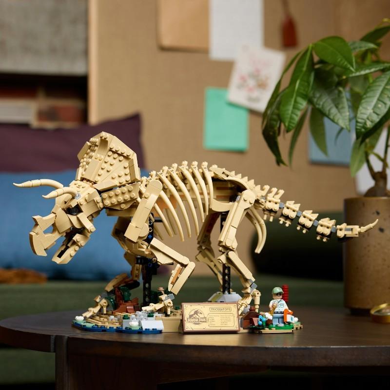 LEGO レゴ 恐竜の化石：トリケラトプス JURASSIC WORLD ブロック