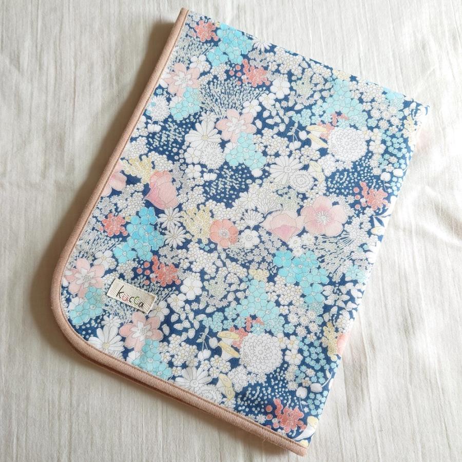 kucca クッカ おむつ替えマット 夏の庭 防水シート入り おねしょシート オムツ替えシート : ナチュラルベビー Natural Baby ...