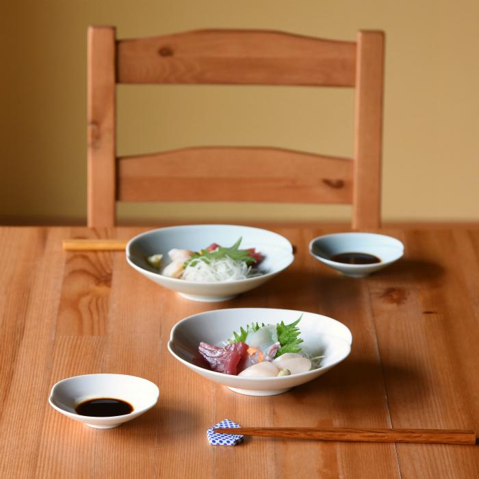 陶器 浅めの大皿 白山陶器 和食器 おしゃれ 波佐見焼 皿 ともえ 浅鉢 中(Mサイズ