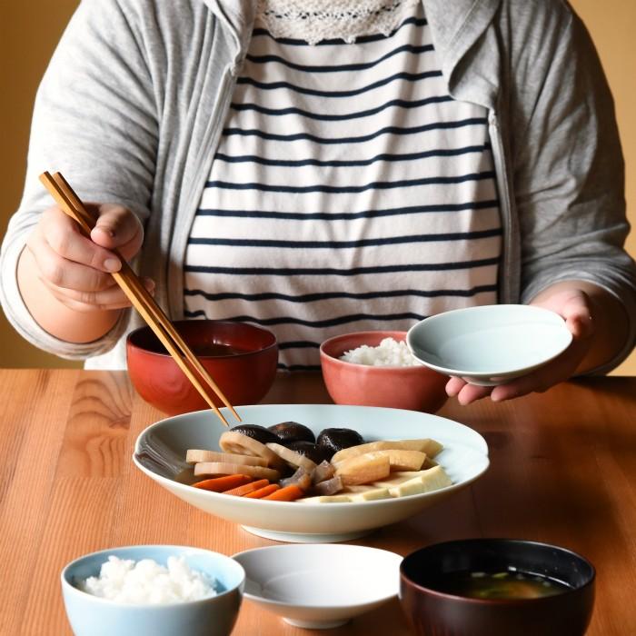 白山陶器 和食器 おしゃれ 波佐見焼 皿 ともえ 浅鉢 小(Sサイズ) 小皿