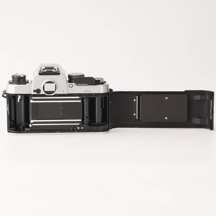 ニコン Nikon FA ボディ 35mm フィルム一眼レフカメラ