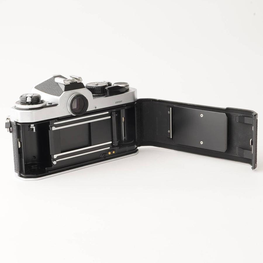 ニコン（Nikon） Nikon FE2 シルバー ボディ 35mm 一眼レフフィルム
