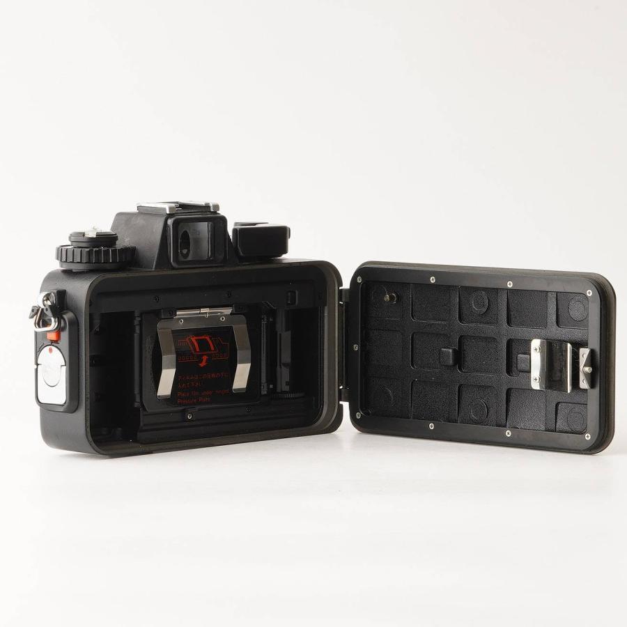 Nikon NIKONOS-V ニコノス 35mm F2.5 フィルムカメラ ニコン（Nikon） ニコノス Nikonos V / UW-Nikkor 35mm F2.5 水中