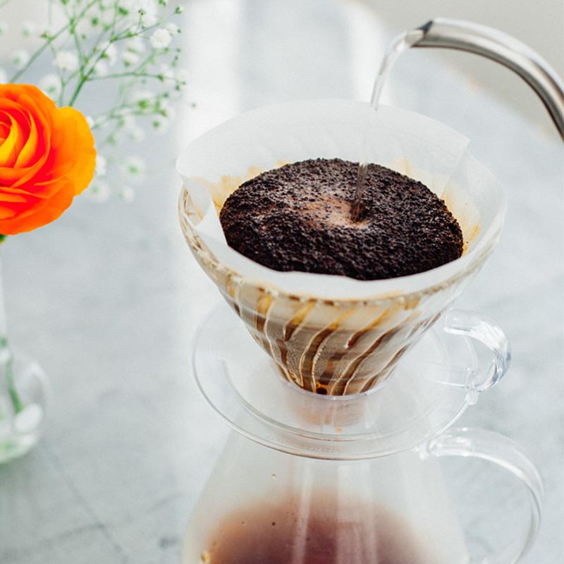 コーヒードリッパー 耐熱ガラス コーヒーサーバー おしゃれ 円錐型 円錐形 コーヒードリップセット コーヒーメーカー HARIO ハリオ V60 Glass Brewing Kit |  | 02
