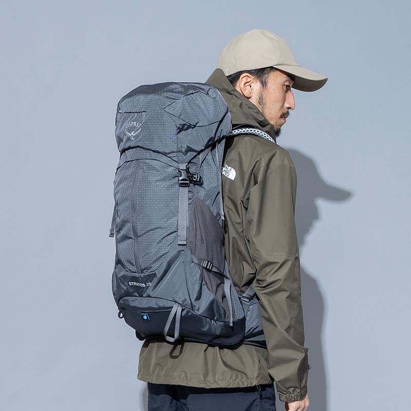 登山・トレッキングバッグ OSPREY STRATOS 26(ストラトス 26) 26L Tunnel Vision Grey｜naturum-fashion｜03