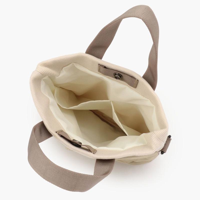 ブリーフィング TILT SQUARE 2WAY SHOULDER 0.7L BEIGE : ナチュラム 